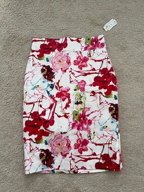 Floral Pencil Skirt in White, Red and Pink